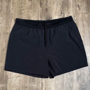 Ten Thousand Black 5” Lined The Session Short